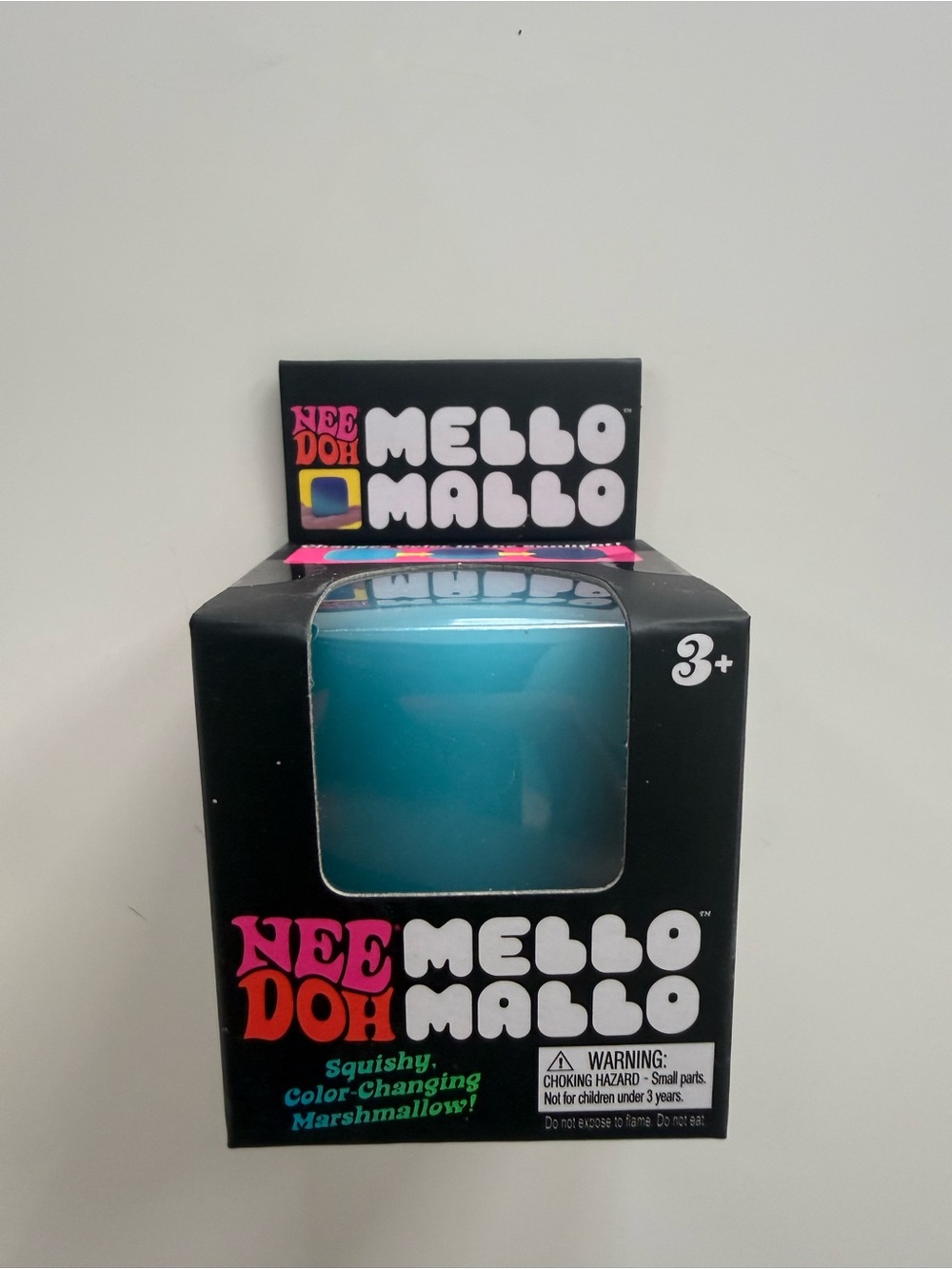 NEW NeeDoh Mello Mallo Kids Color-Changing Squishy Ball - Blue